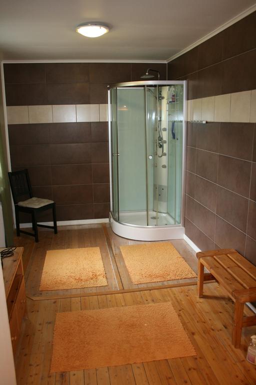 Hotel & Pensionat Bjoerkelund Stenbrohult  Εξωτερικό φωτογραφία