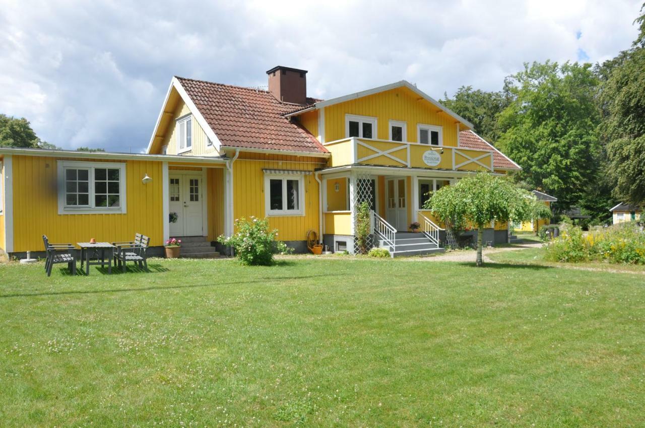 Hotel & Pensionat Bjoerkelund Stenbrohult  Εξωτερικό φωτογραφία