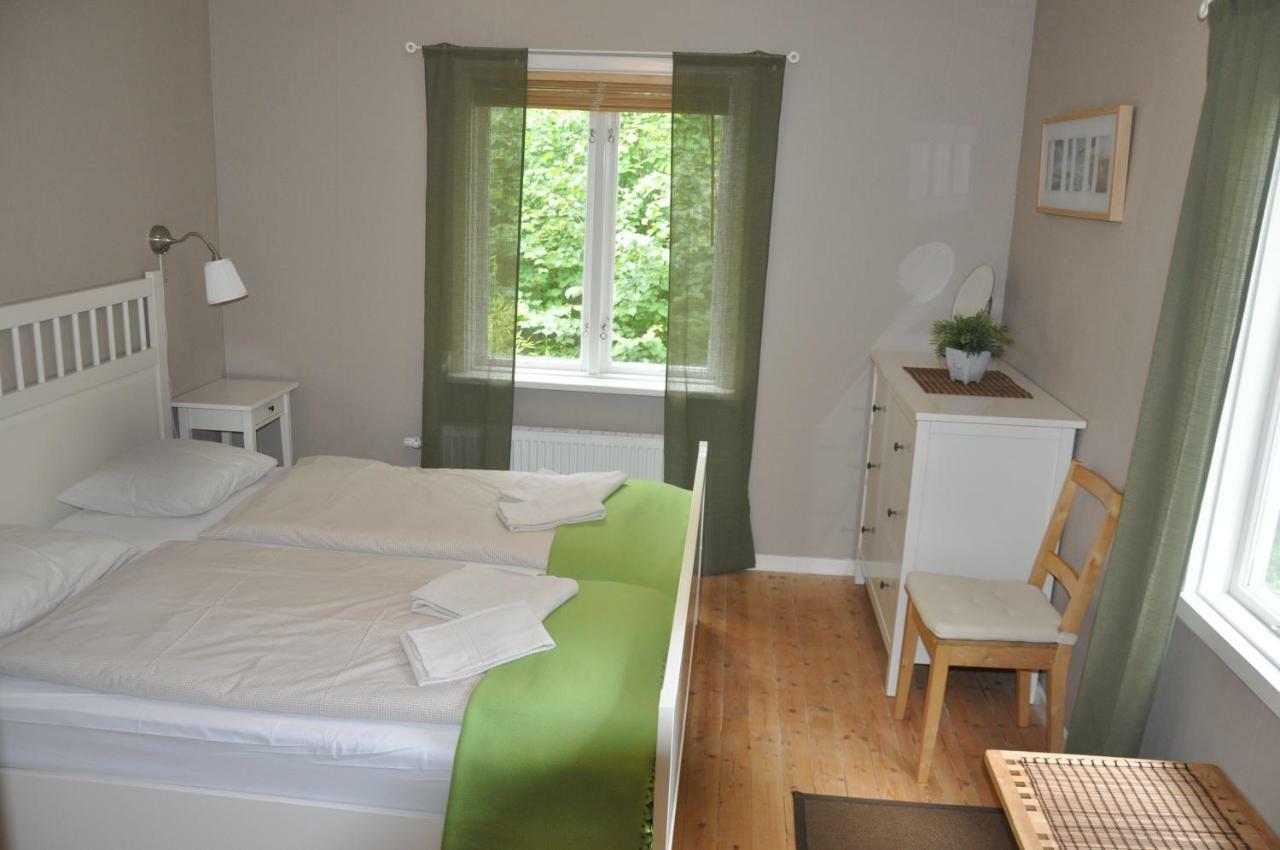 Hotel & Pensionat Bjoerkelund Stenbrohult  Εξωτερικό φωτογραφία