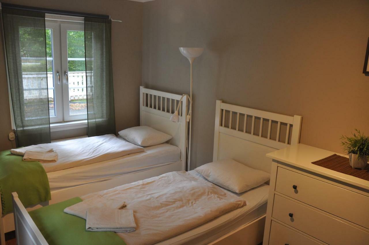 Hotel & Pensionat Bjoerkelund Stenbrohult  Εξωτερικό φωτογραφία